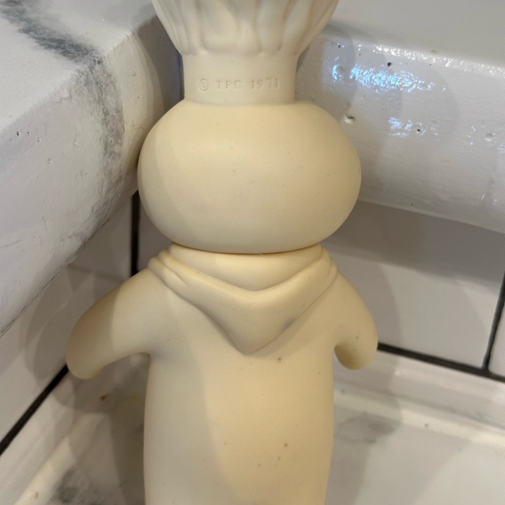 Vintage 1971 Pillsbury Doughboy 7" Rubber Doll Squeezable Movable Head - Picture 3 of 3